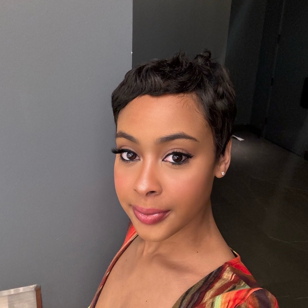 Meet your Posher, Emani